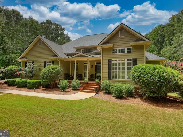 10 Nicklaus Cir, Social Circle, GA 30025