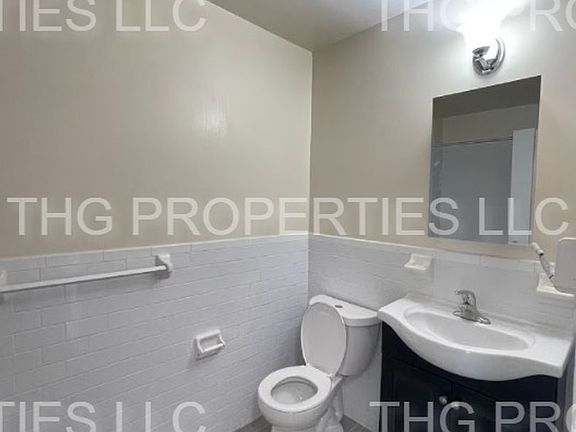 2nd image of 600-610 E Front St #610-3C
