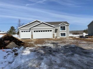 933 Edgewood Ave, Edgar, WI 54426