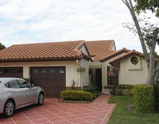 1st image of 6515 Royal Manor Cir