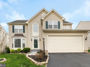 8078 Towering Oak Way, Manassas, VA 20111