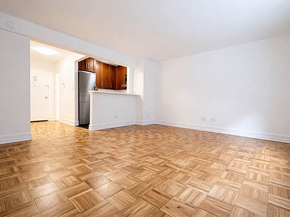 2nd image of 151 W 16th St APT 1F