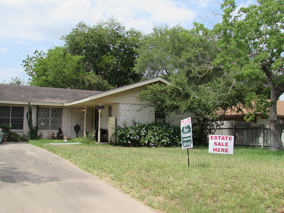 1st image of 1011 E Fannin St