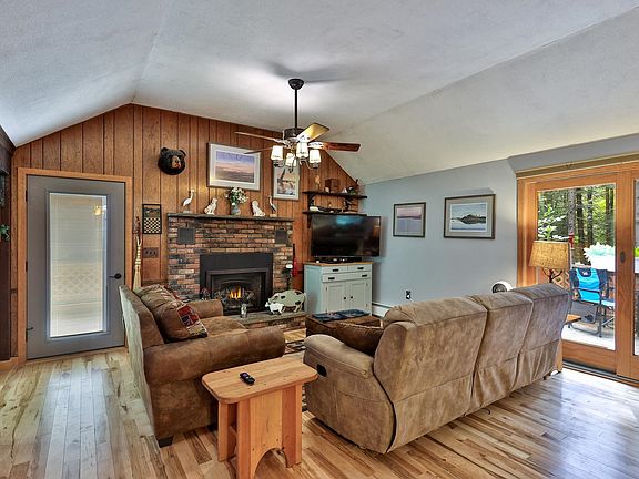4th image of 253 Lookout Road