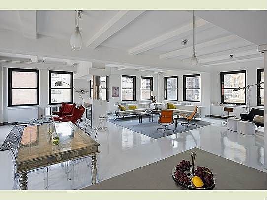 2nd image of 105 Nassau St #9