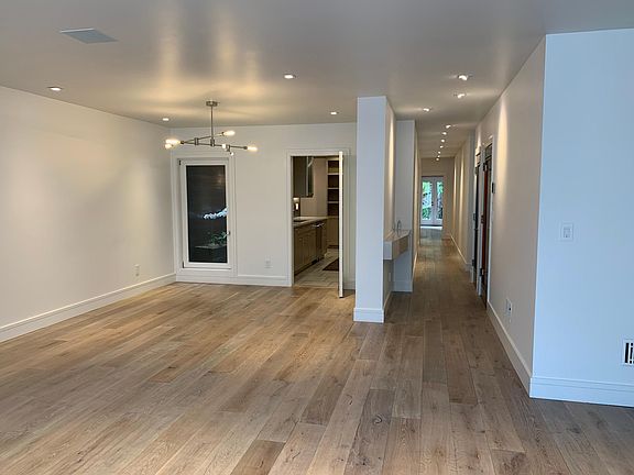 4th image of 2063 Broadway St