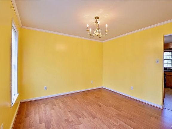4th image of 1813 Bellows Dr