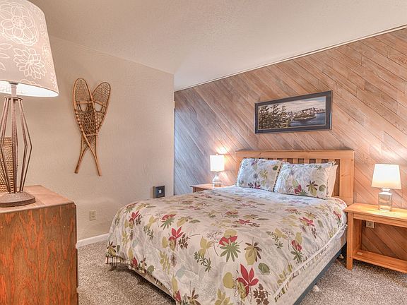 4th image of 57057 Abbot House Ln APT 8