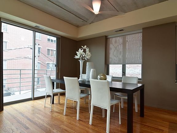 5th image of 1422 N La Salle St #407