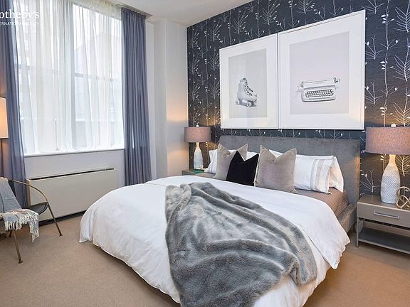 5th image of 421 W 54th St APT 4F