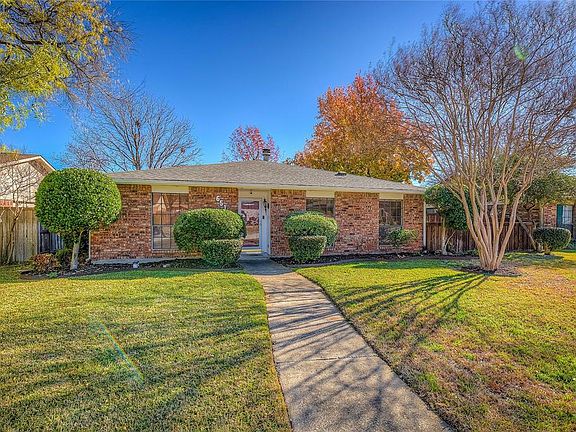 3rd image of 6512 Crockett Ct