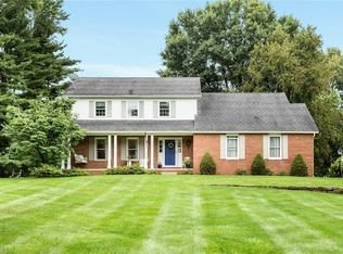 2442 Danbury Ln, Hudson, OH 44236