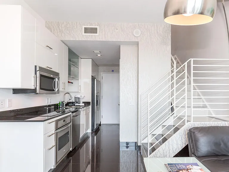 60 SW 13th St #1617 — Photo 11