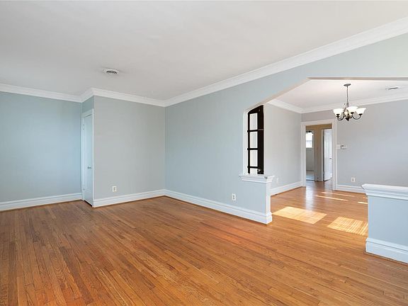 5th image of 5059 Lindenwood Ave