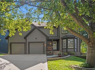 5012 Chouteau St, Shawnee, KS 66226