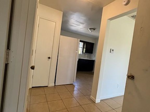 2nd image of 5701 N Northwood Rd #5703