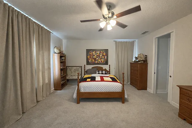 34048 Lavender Parke Dr — Photo 16