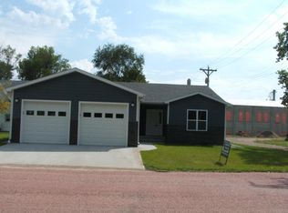 107 E 2nd St., Mount Vernon, SD 57363
