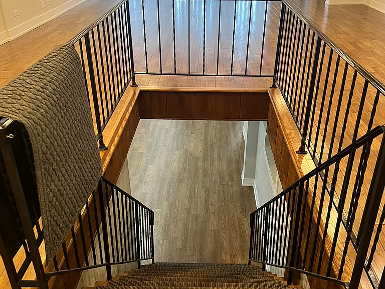 3909 Howard St #101 — Photo 13