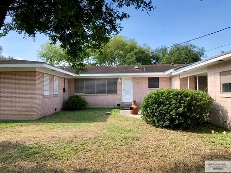 1135 Parkwood Pl — Photo 12