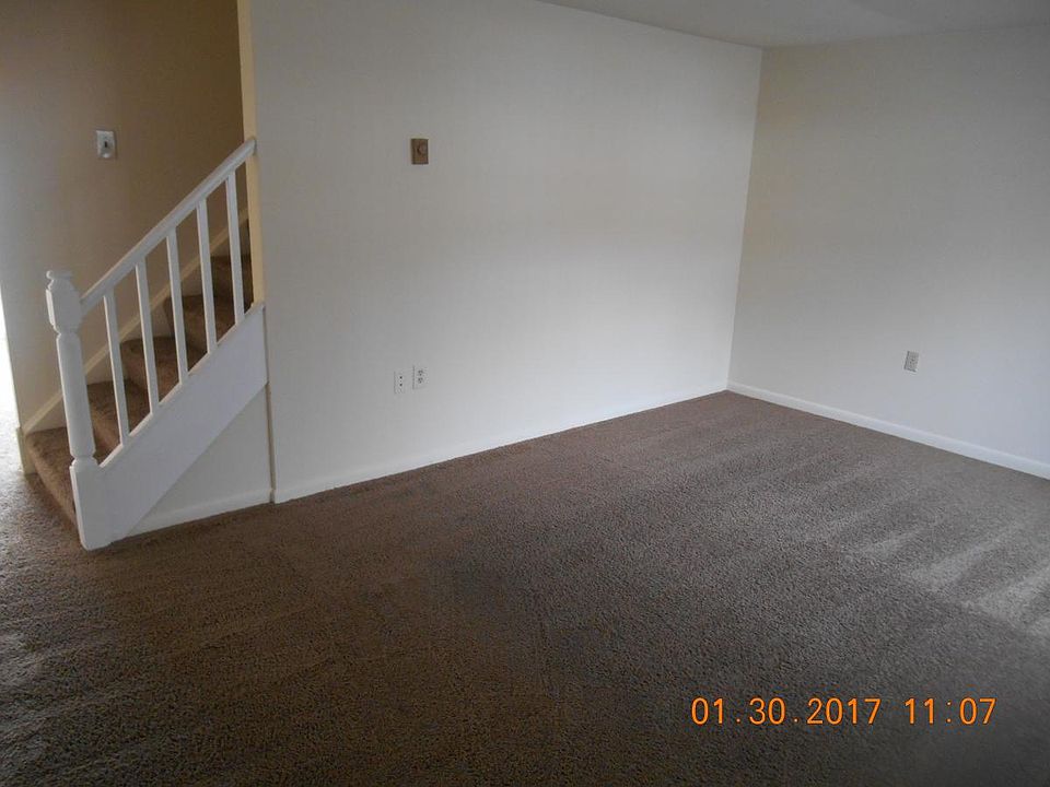 2nd image of 422 Duke St APT C