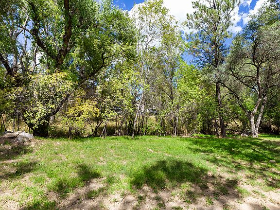 5th image of 355 Country Club Cir #34