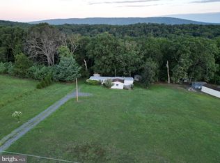 607 Feller Dr, Levels, WV 25431