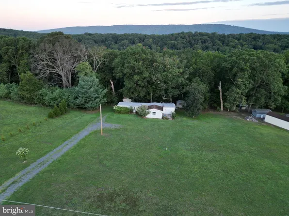 607 Feller Dr, Levels, WV 25431