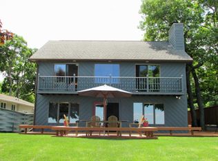 8928 Crescent Beach Rd, Sand Point, MI 48755