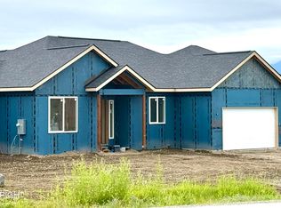 2529 S Sanctuary Dr, Wasilla, AK 99654