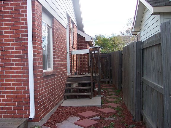 Kitchen entrance
