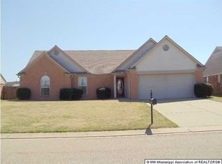 6746 Timber Point Cir, Horn Lake, MS 38637