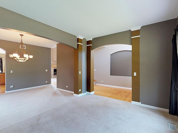 5th image of 114 Glenbrook Cir
