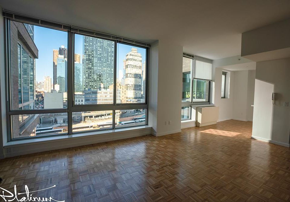 1st image of 455 W 37th St APT 305