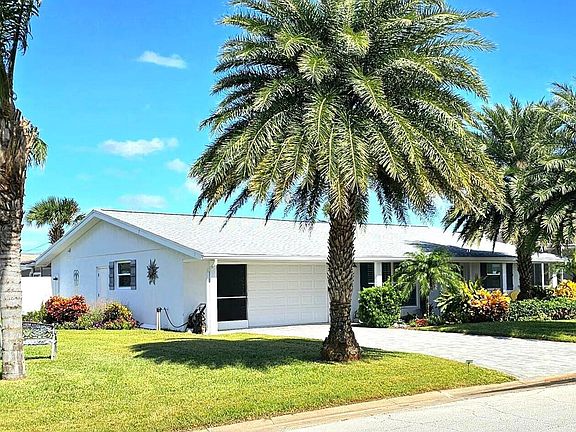 2nd image of 29 Surfside Dr
