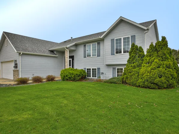 1920 Sunlight Ave SE, Owatonna, MN 55060