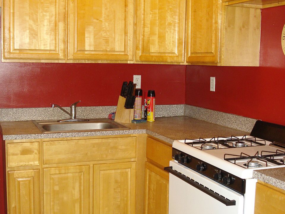 2nd image of 2440 Beaumont Ave