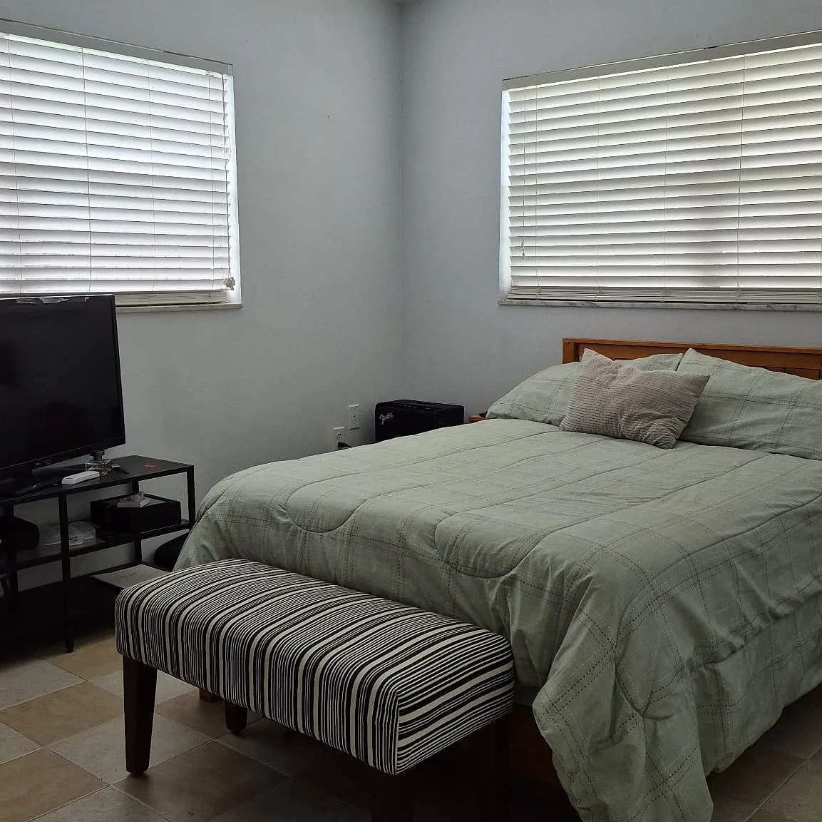 2 bed, 700 sqft, $1,750 — Photo 2