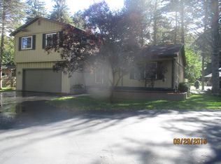 1709 W Sugnet Rd, Midland, MI 48640