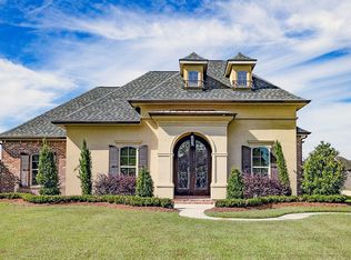 203 Blackberry Dr, Thibodaux, LA 70301