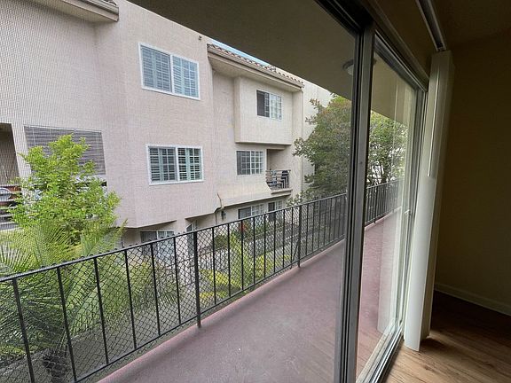 4th image of 529 N Adams St APT 11