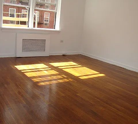 4th image of 411 E 83rd St APT 3a