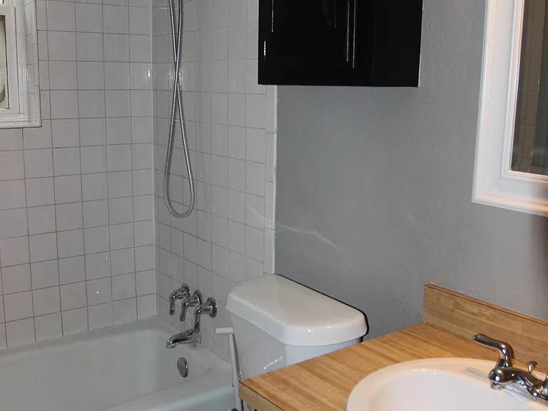 507 Redwood Dr — Photo 7