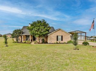 1124 Chestnut Dr, Venus, TX 76084