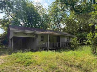 611 Westview Dr, Forrest City, AR 72335