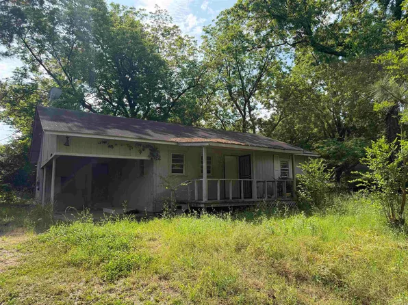 611 Westview Dr, Forrest City, AR 72335