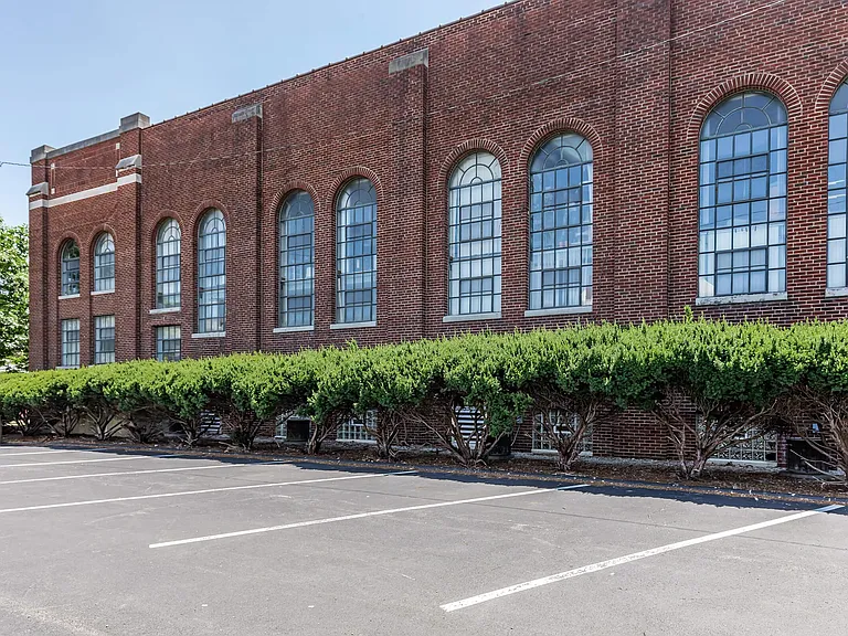 Armory Loft — Photo 6
