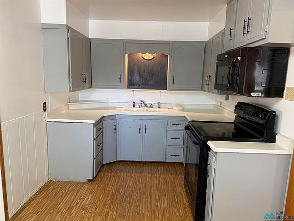 5th image of 868 Highland Dr