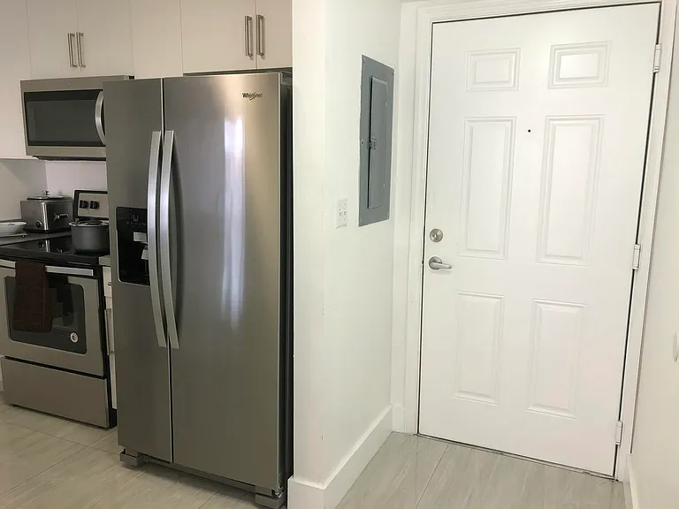 102 SW 6th Ave #206 — Photo 13