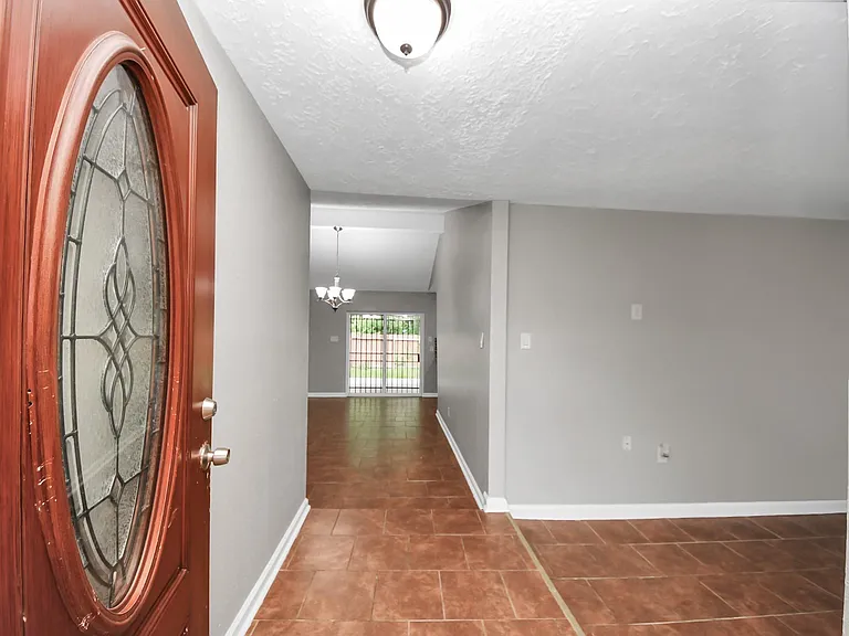 12623 Fern Forest Dr — Photo 2